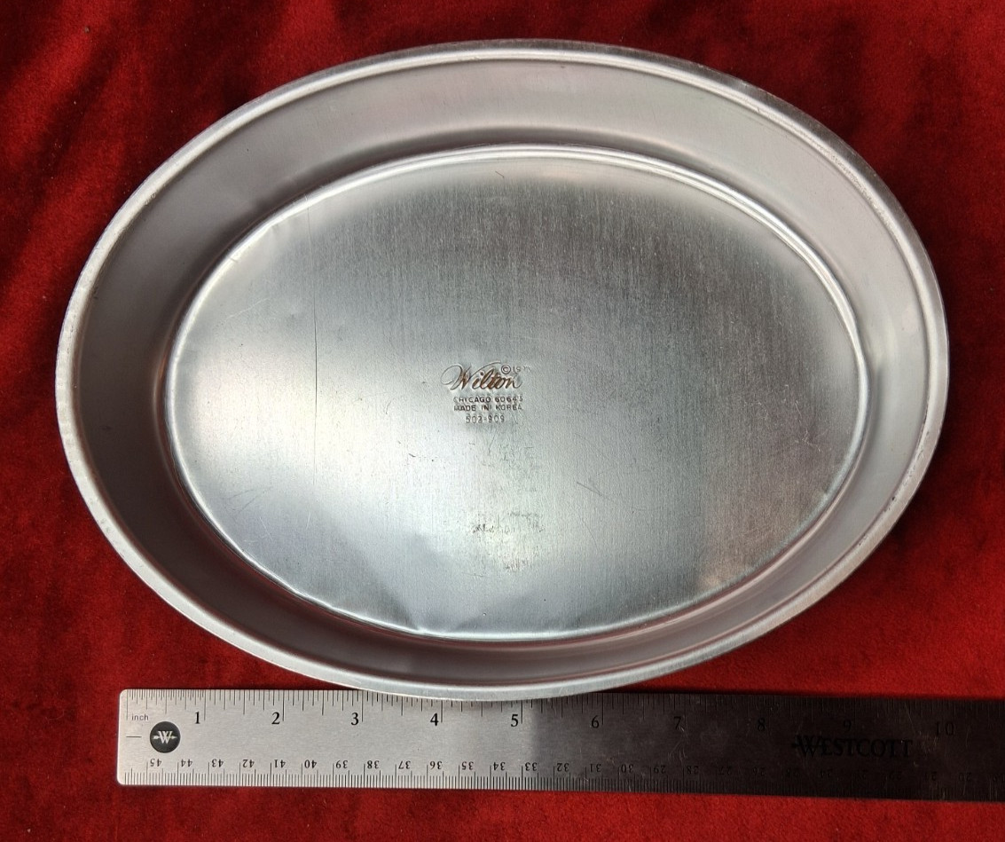 Title: Vintage 1970s Wilton Oval Tiered Wedding Cake Pan Aluminum Mold 502-909