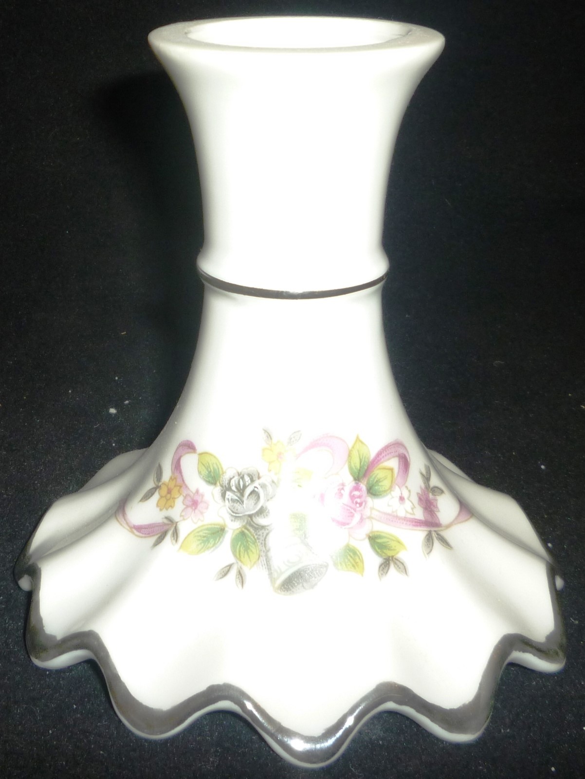 CHARMING VINTAGE LEFTON PORCELAIN FLOWERS CANDLEHOLDER XA7788 JAPAN