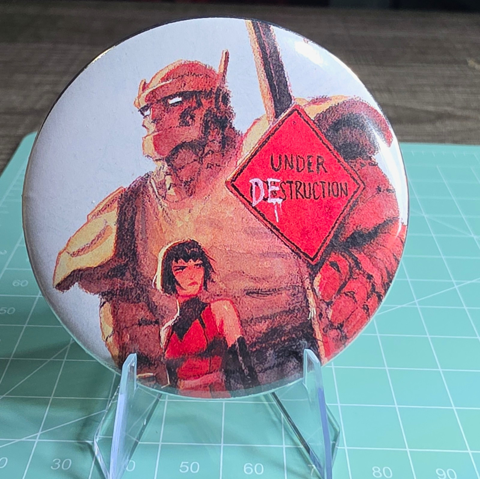 Under Destruction DC Comics\' The Doom Patrol #1 Round Button Pin Badge New 2.25\