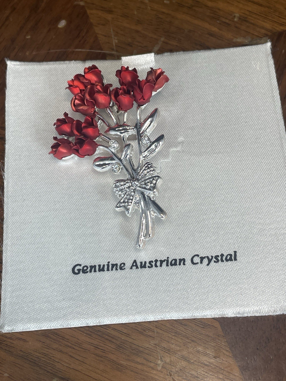 Dozen Roses Red Spray Roses Bouquet Brooch Pin Australia Dozen Roses Red Spray Roses Bouquet Brooch Pin Australia