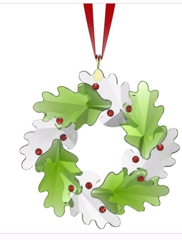 NIB Swarovski 2026 Holiday Exquisite Wreath Christmas Crystal Ornament #5764752