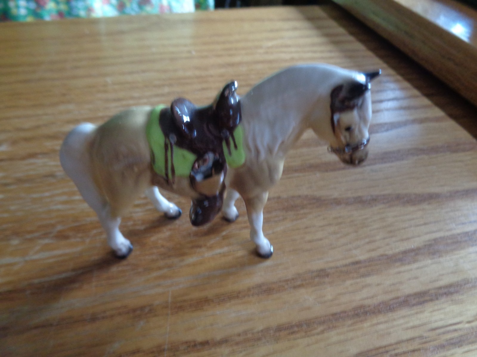 Old Hagen Renaker California Western Horse w/ Green Blanket *Pristine Condition*