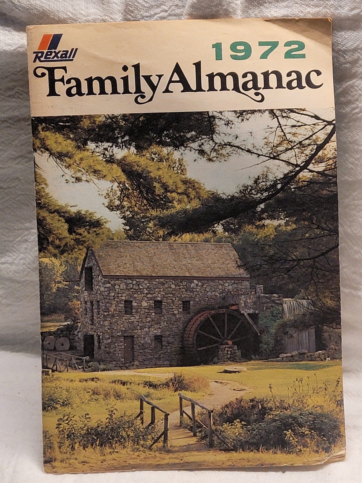 1972 Rexall Family Almanac Booklet w Interesting Vintage Illustrations 