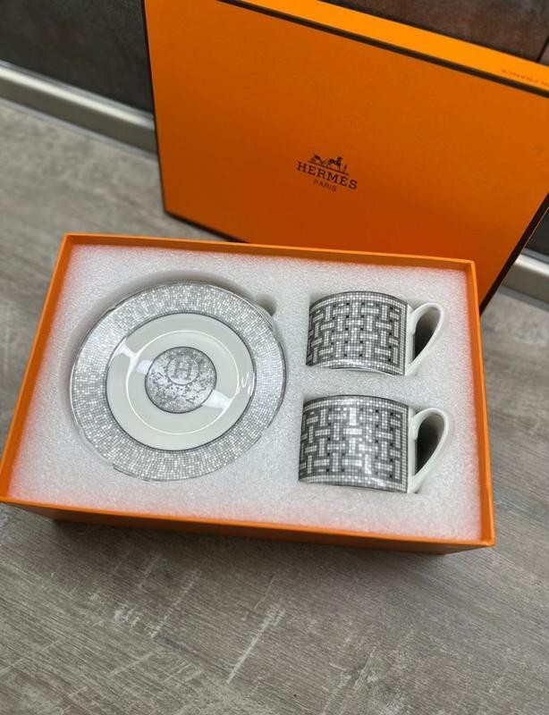 Hermes Mosaique au 24 Gray Platinum Set for 2 Coffee Saucer Tea Cup Porcelain