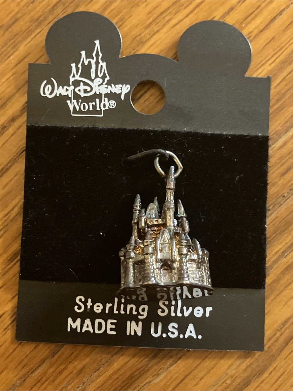 NWT RARE SOLD OUT DISNEY STERLING SILVER FINISH CINDERELLA'S CASTLE PENDANT
