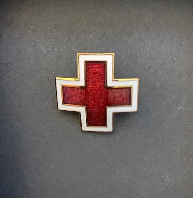 American Red Cross Lapel Pin: 1 American Red Cross Lapel Pin: 1