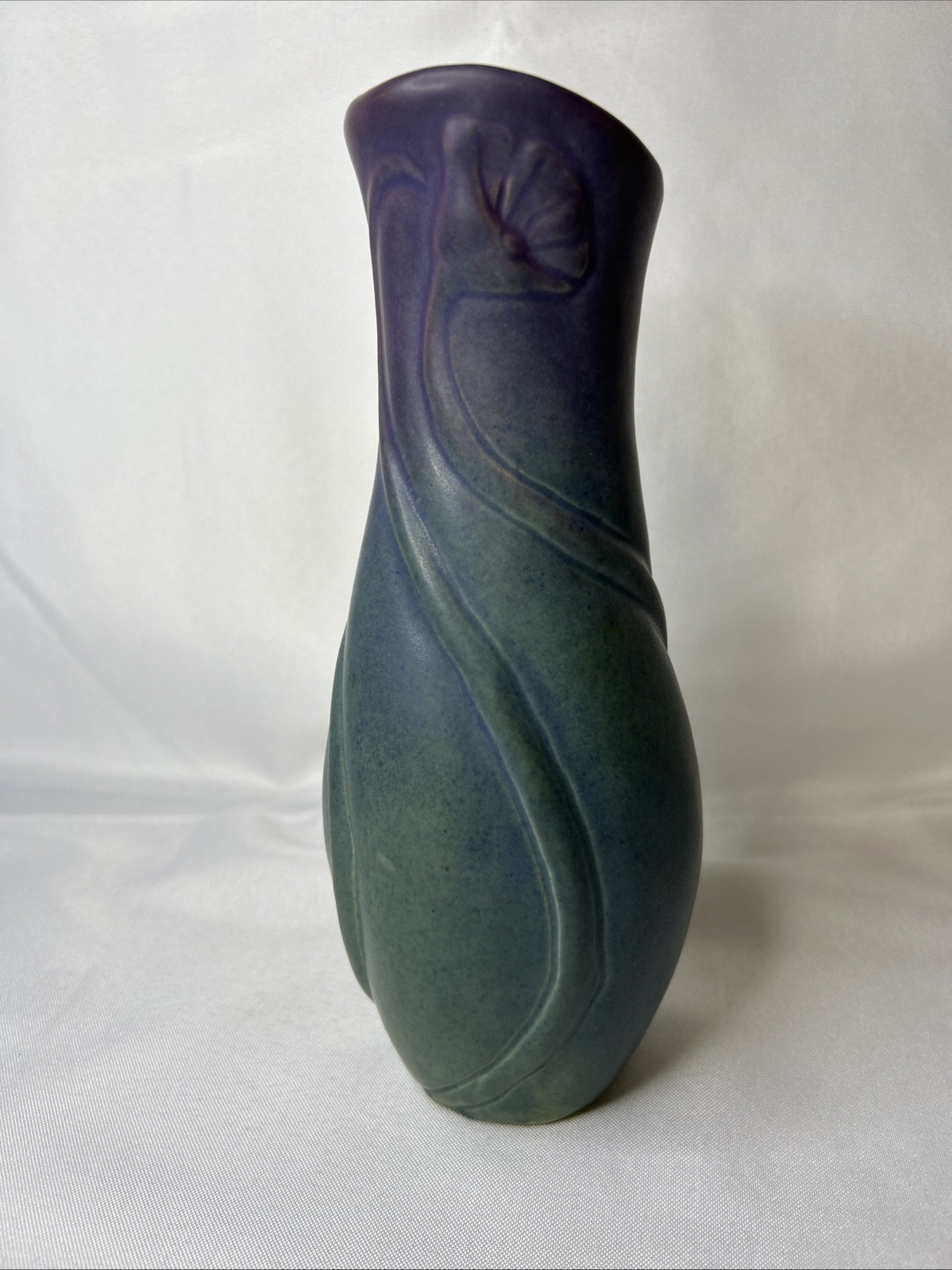 Van Briggle Art Pottery Poppy Vase-mulberry-Turquoise Matte Glaze Mid 1900s-9” H Van Briggle Art Pottery Poppy Vase-mulberry-Turquoise Matte Glaze Mid 1900s-9” H