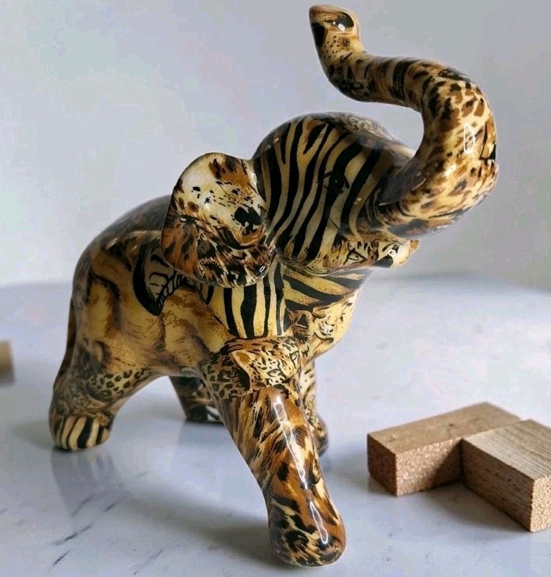 La Vie Safari Elephant Beautiful Home Collection Glazed Figurine 8