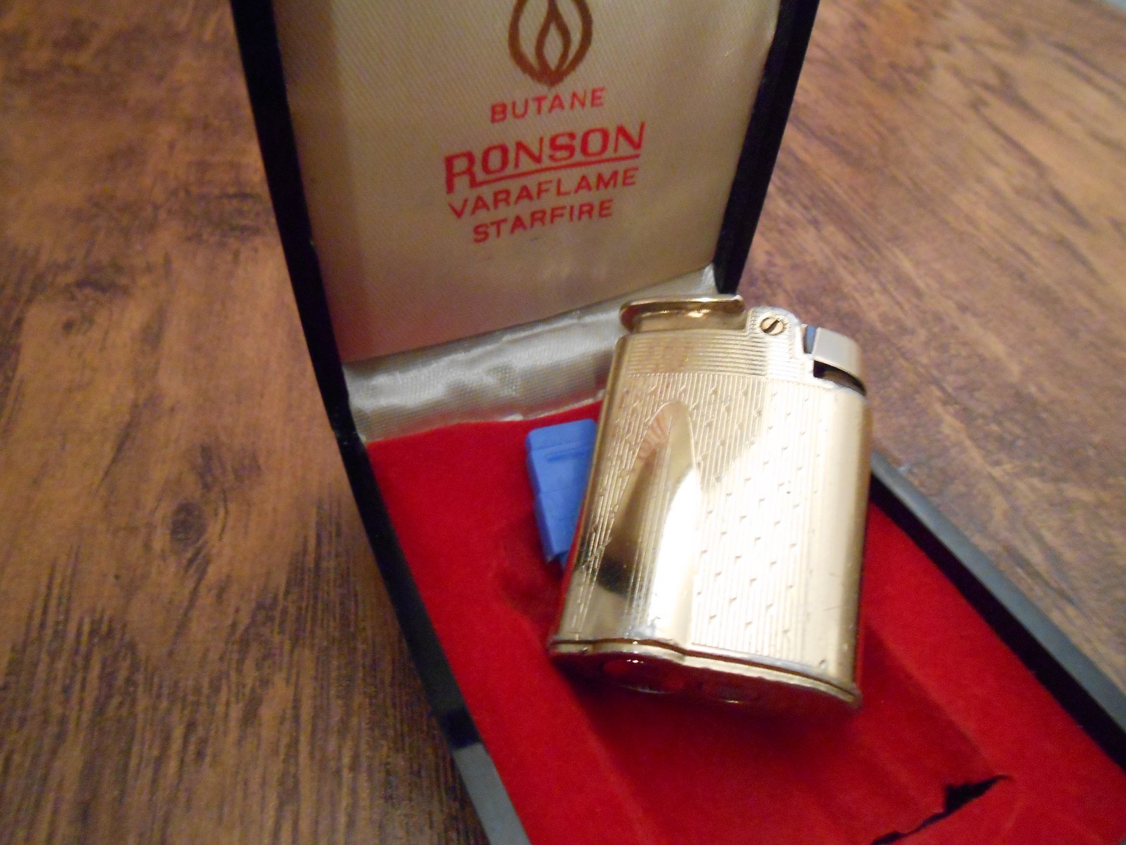 VINTAGE 1950s RARE RONSON USA GOLD ART DECO SKYSCRAPER NON ZIPPO BUTANE LIGHTER