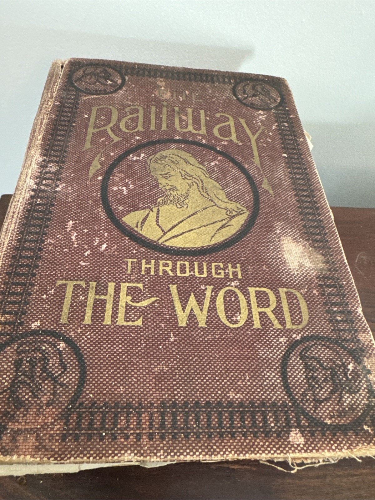 ANTIQUE 1908 THE RAILWAY THROUGH THE WORD COMMENTARY BIBLE HARD COPY Distressed