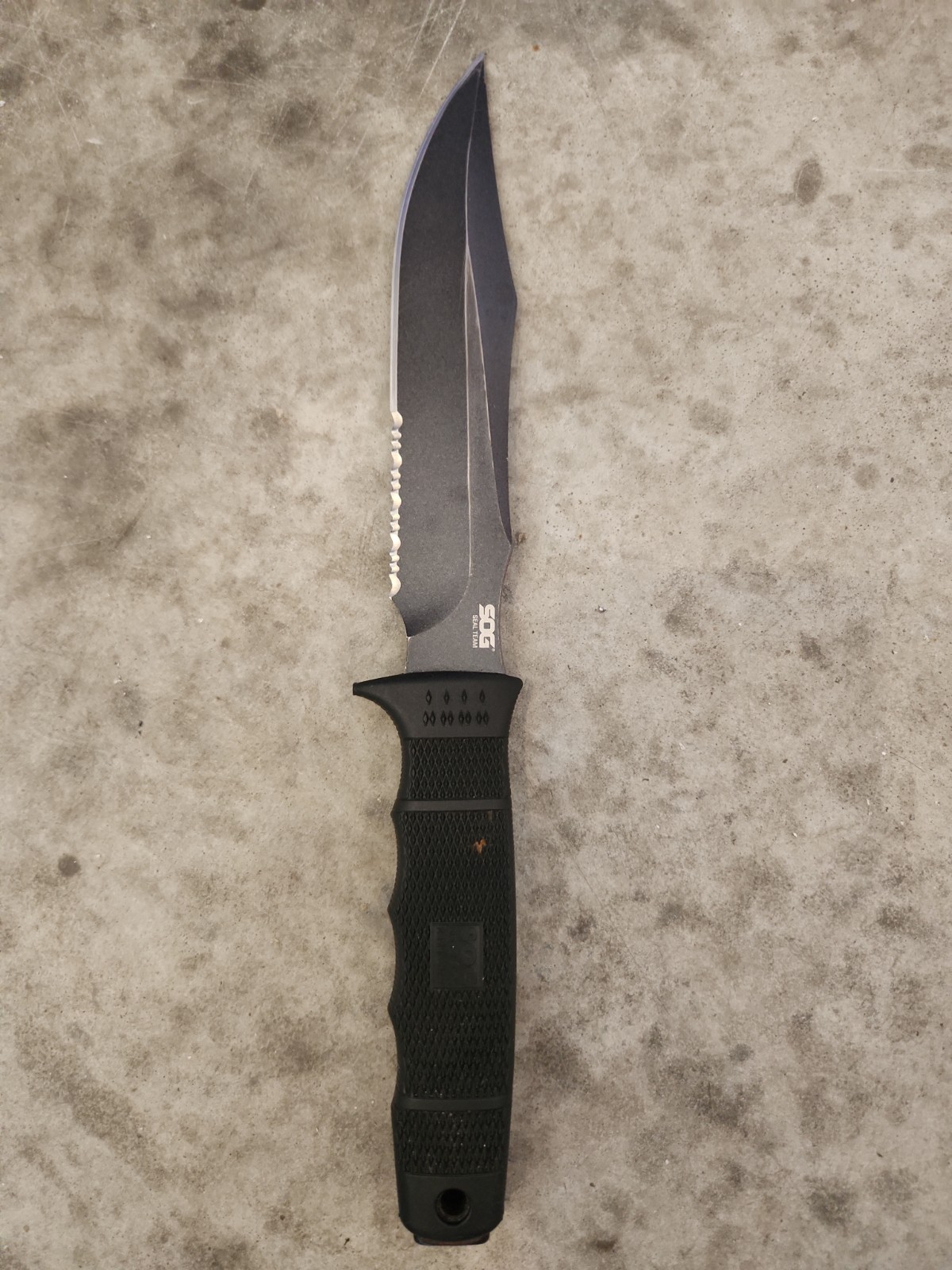 SOG Force Taiwan Made AUS-8 - No Sheath, 6” Blade SOG Force Taiwan Made AUS-8 - No Sheath, 6” Blade
