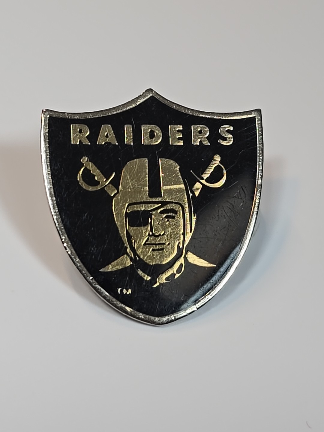 Oakland Raiders 1984 Souvenir Lapel Pin NFL Football by Peter David Vintage
