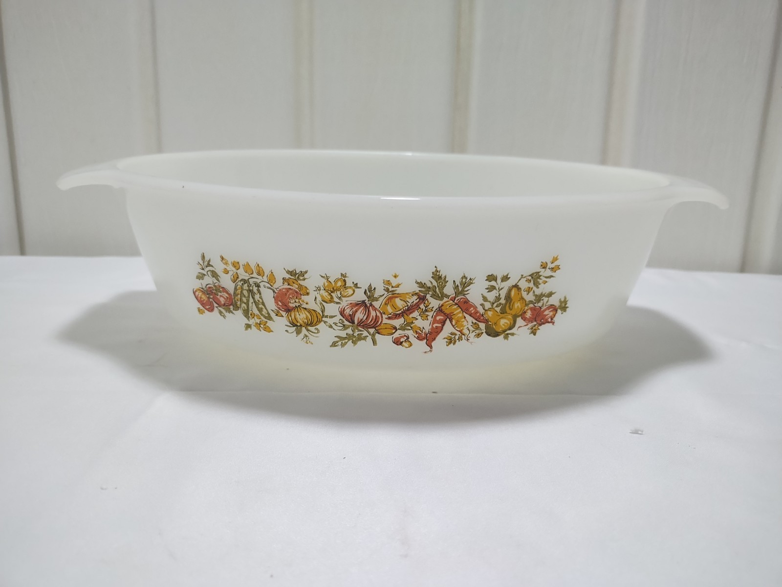 Vtg Anchor Hocking Casserole Dish 1.5 Qt Fire King Harvest Vegetable Milk Glass