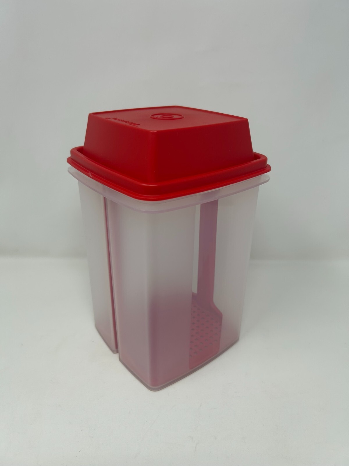 Tupperware 8 cup Pick A Deli Pickle Pepper Keeper Red color New