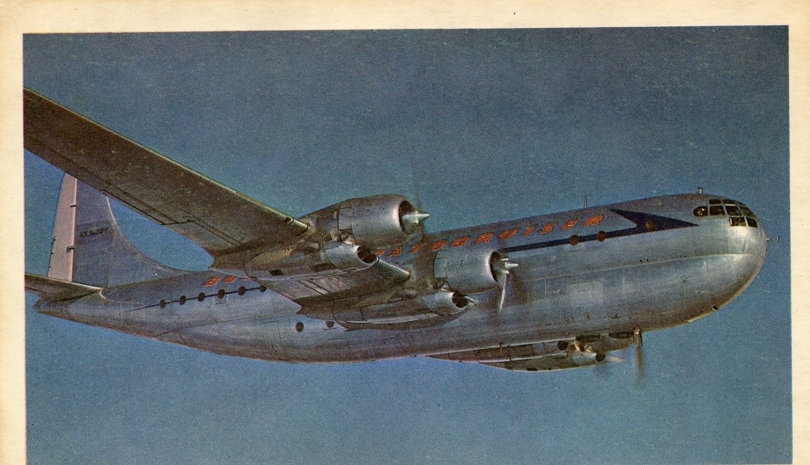 BOEING  AIRCRAFT   B-377 STRATOCRUISER   AIRPORT / AIRLINES / AIRPLANE   902