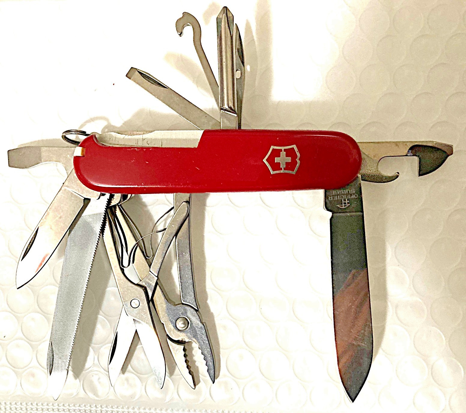 Vintage Victorinox Swiss Army Troubleshooter Knife Marlboro Unlimited 16Function