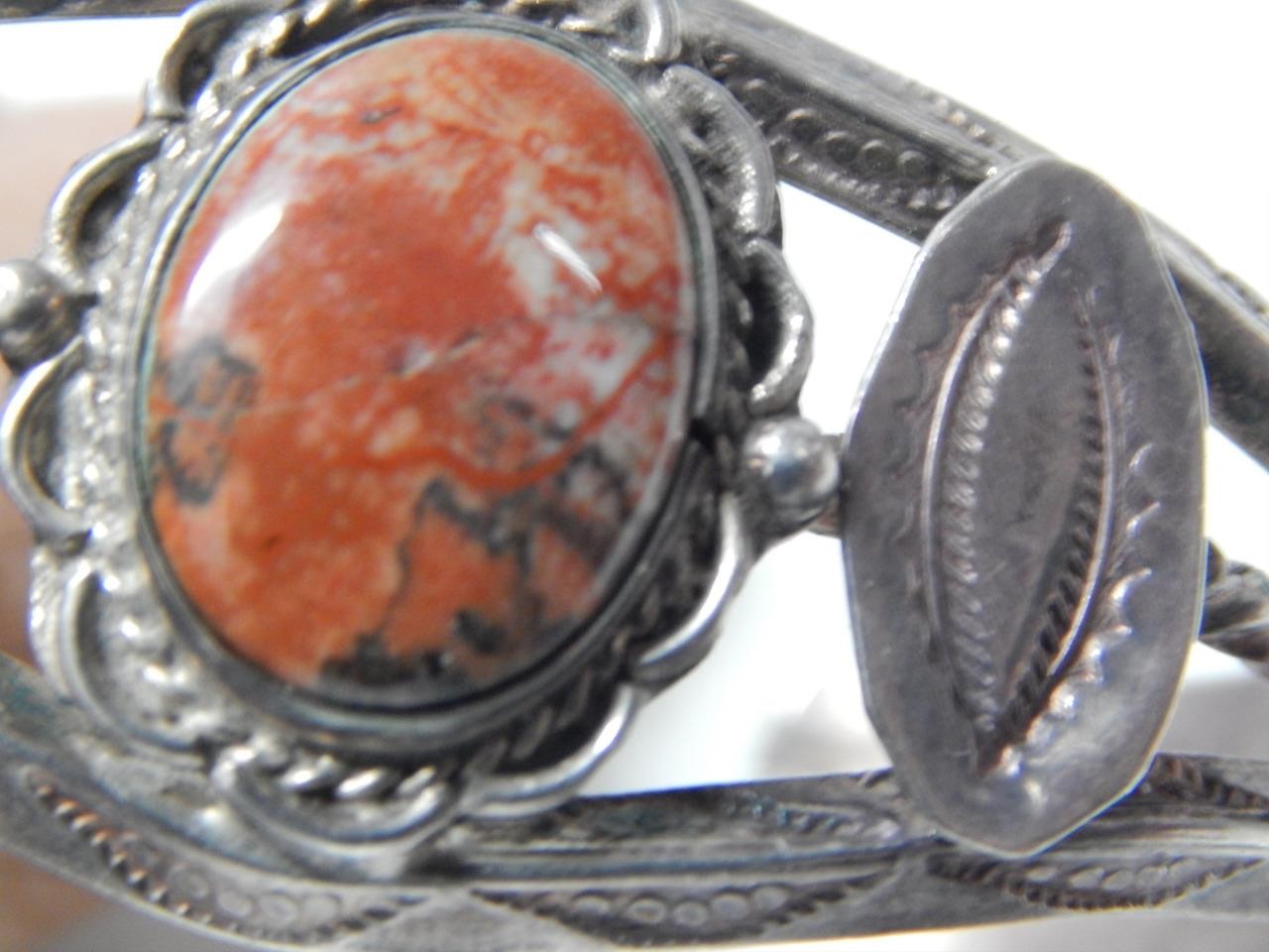 VINTAGE 1930s FRED HARVEY NAVAJO INDIAN STERLING SILVER PETRIFIED WOOD BRACELET
