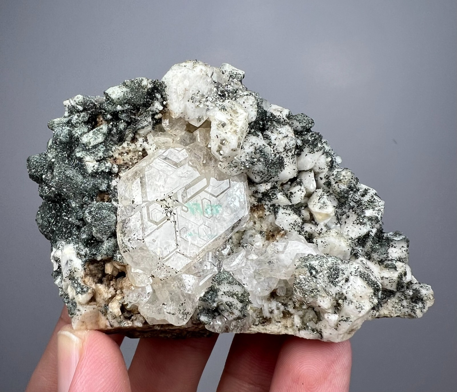 113 GM Rare Extraordinary Sphene Crystals Specimen - Skardu Pakistan
