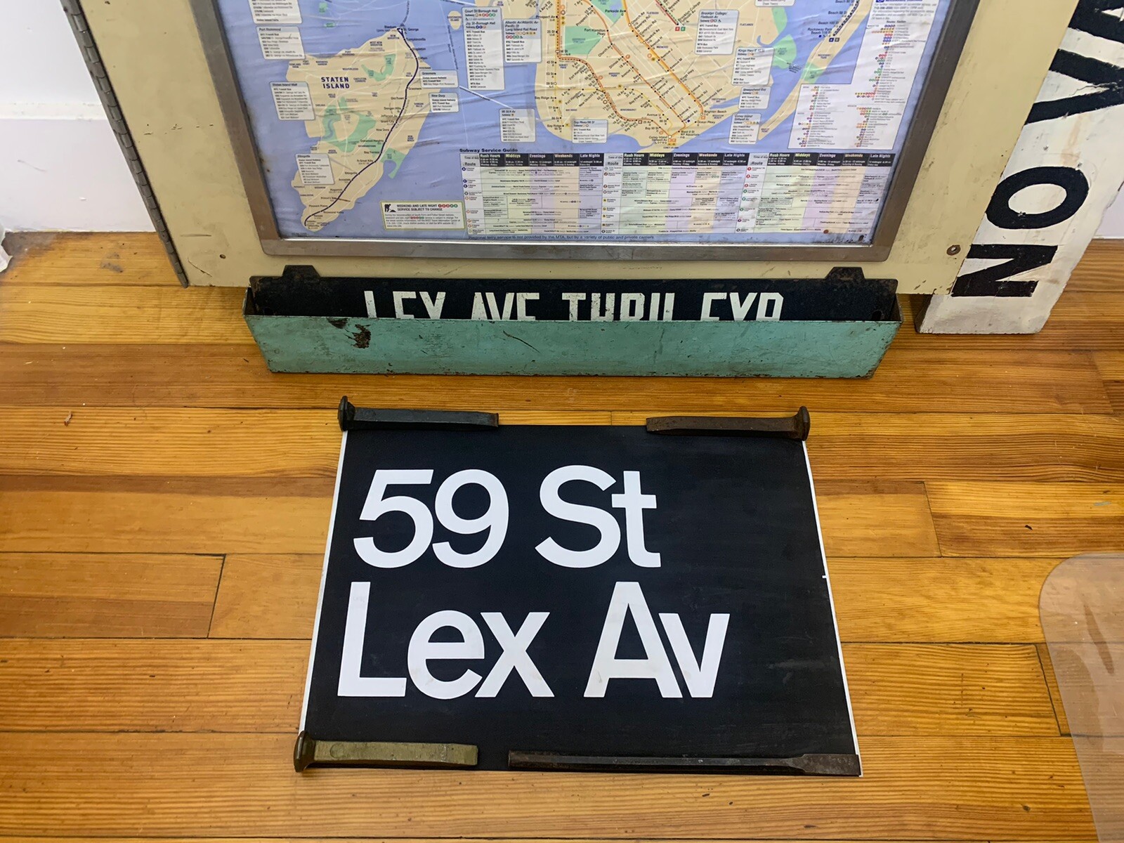 NY NYC SUBWAY ROLL SIGN 59 ST LEXINGTON AVENUE BLOOMINGDALES BROADWAY MANHATTAN