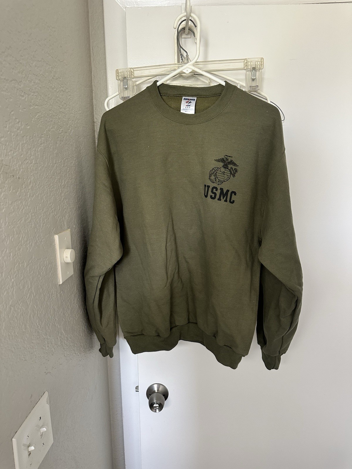 BRAND NEW USMC PT Sweatshirt  Marine   Military Green-MEDIUM -  