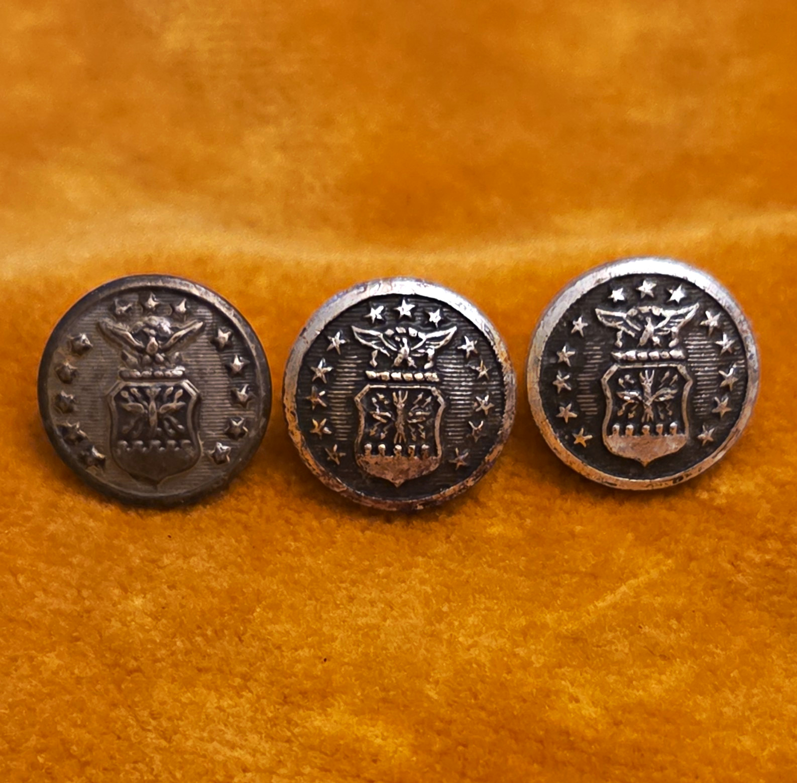 Vintage 1940s-50s US Air Force Buttons Lot Waterbury Button Co 13 Star Eagle Cap