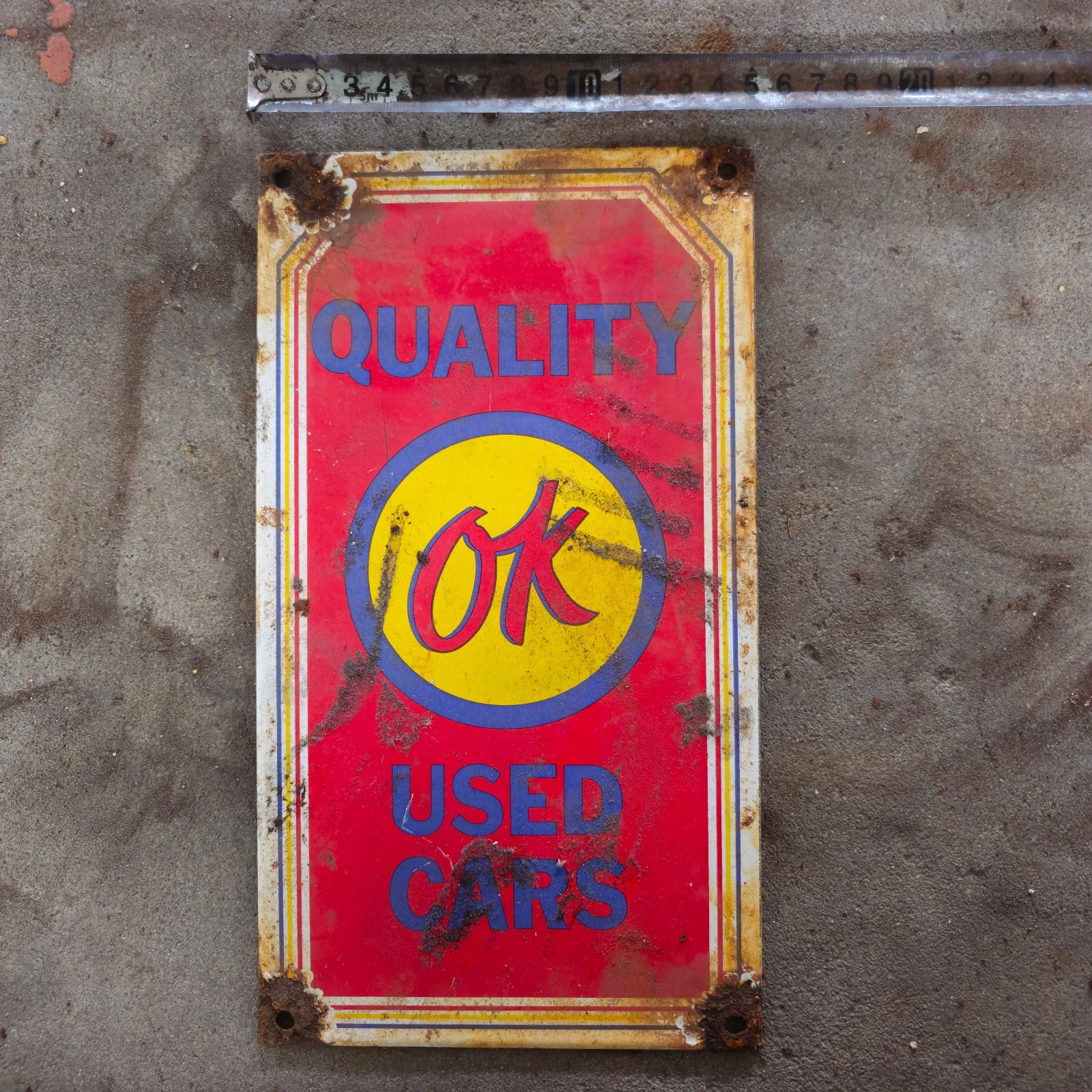 VINTAGE QUALITY OK USED CARS OLD US GASOLINE OIL GAS PUMP ENAMEL PORCELAIN SIGN