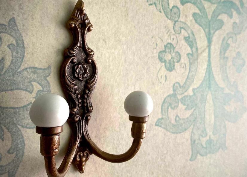 Antique Bronze Metal Wall Cast Iron Wall Hook Coat Hat Towel Hanging Heavy Duty