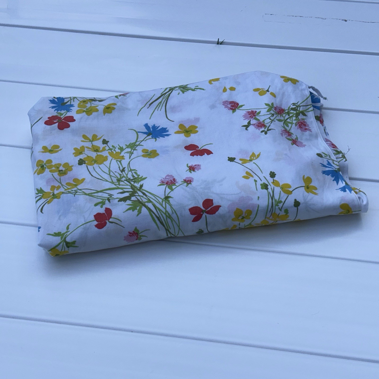 Vintage Fieldcrest Double/Full Fitted Sheet 70s Wildflowers
