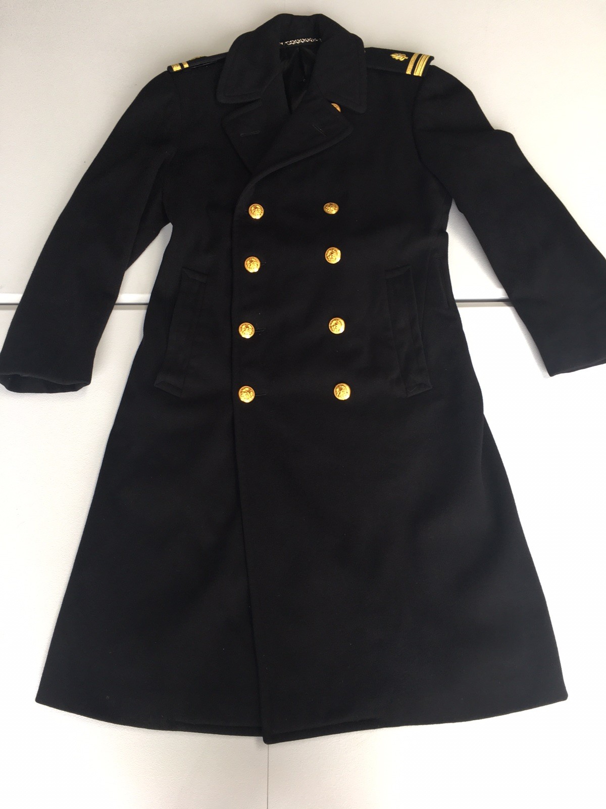 U.S. Naval Academy Vintage Men’s Officers Black Wool Bridge Coat 1973 U.S. Naval Academy Vintage Men’s Officers Black Wool Bridge Coat 1973