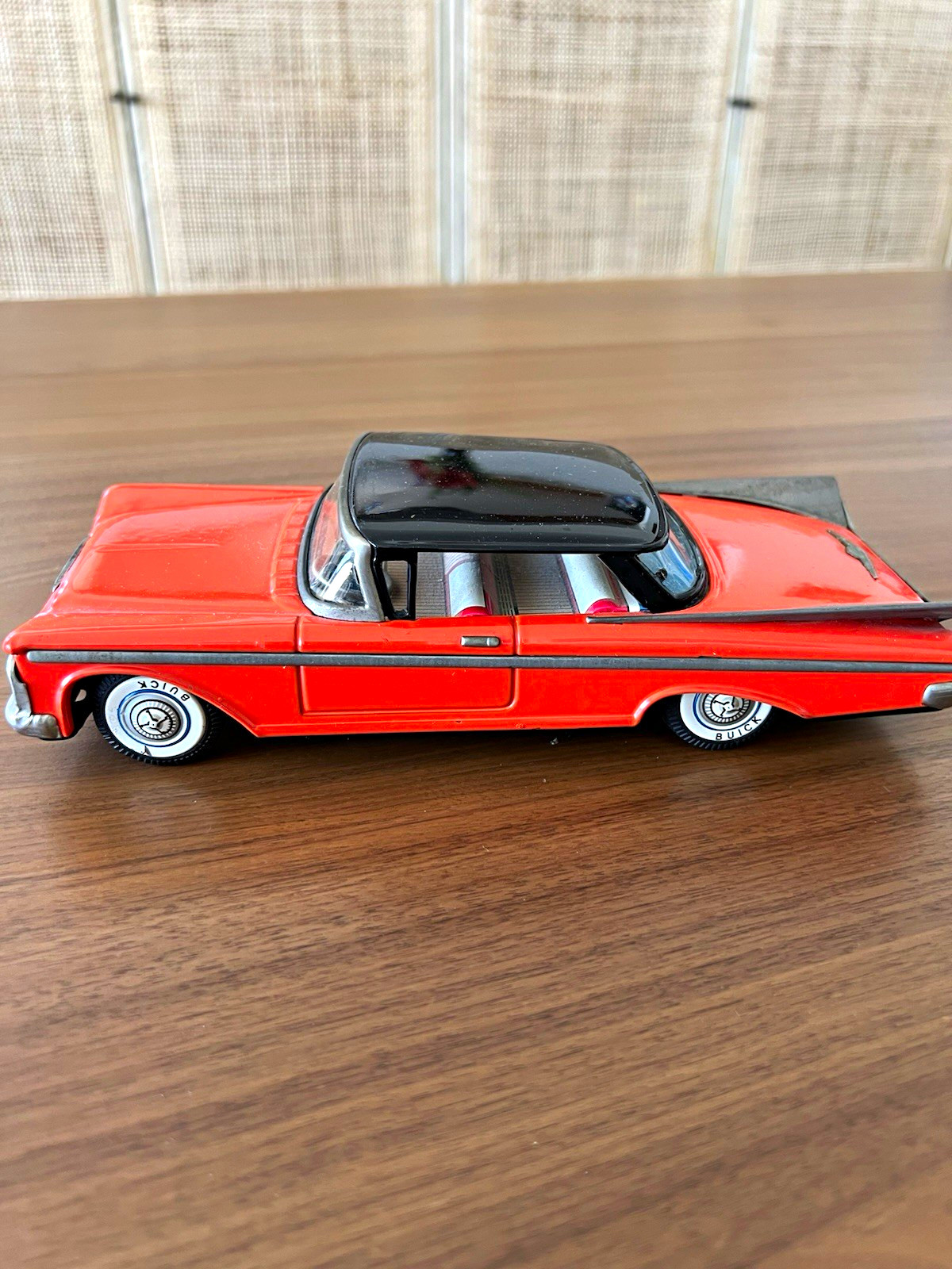Vintage Ichiko 1959 Buick Electra Tin Friction Toy Car Japan - Working Motor Vintage Ichiko 1959 Buick Electra Tin Friction Toy Car Japan - Working Motor