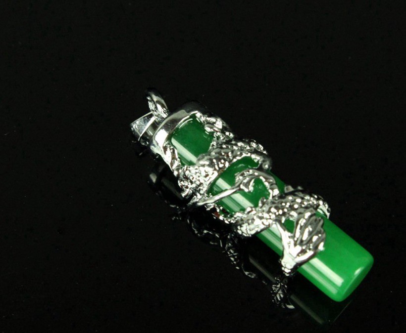 1PC Chinese Exquisite  Malay jade Pendant Green Dragon