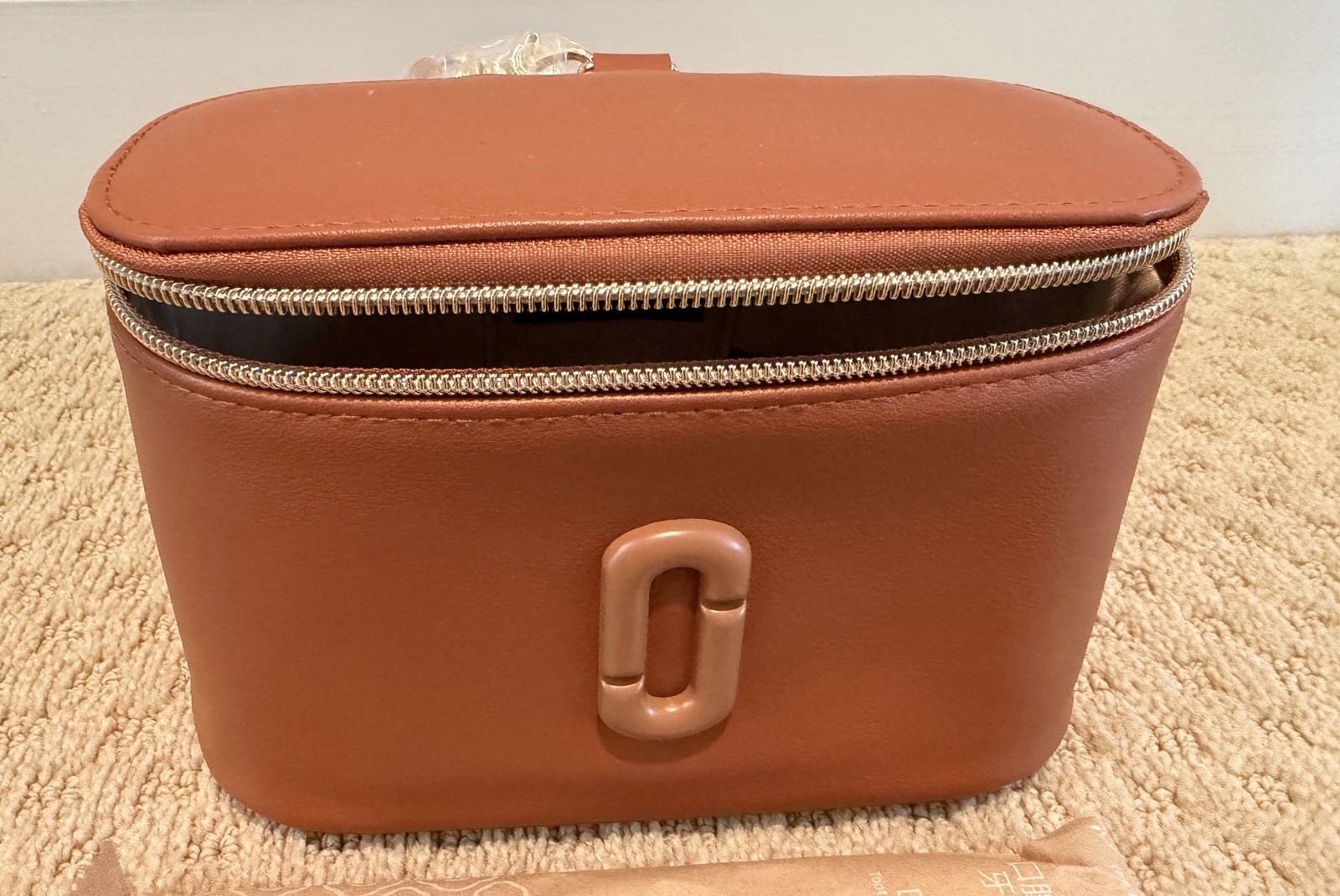 China Airlines Marc Jacobs Business Class Amenity Kit*** NEW***