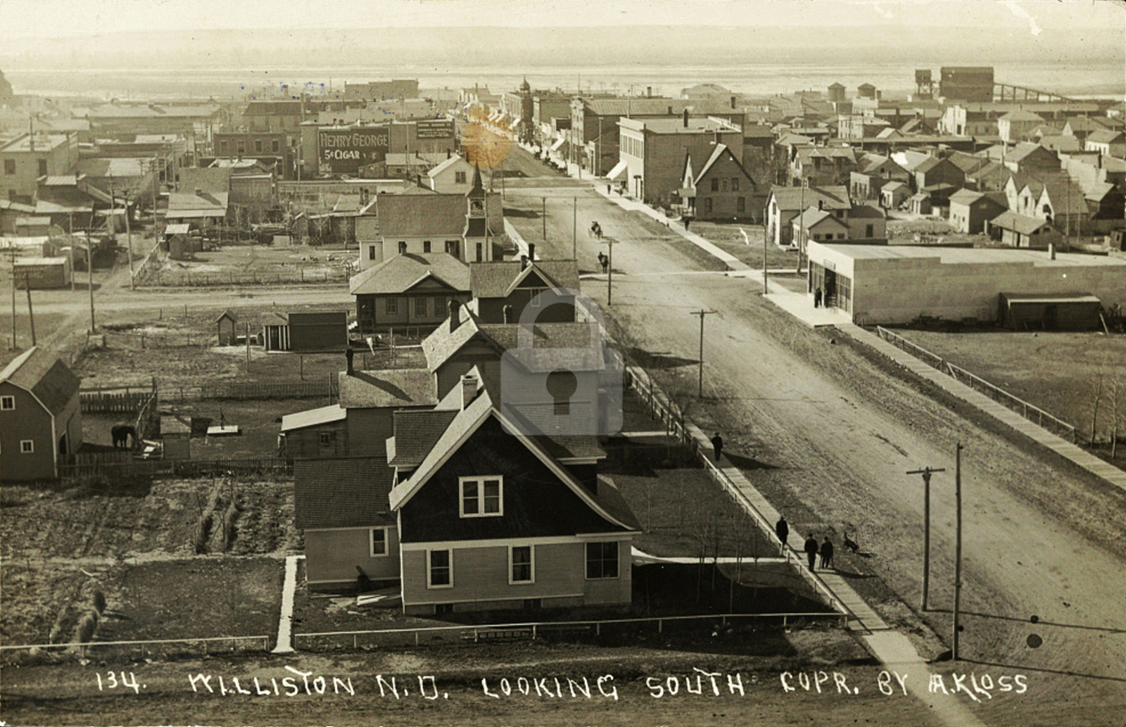 Williston, ND North Dakota looking south 1911 RPPC Photo Postcard COPY