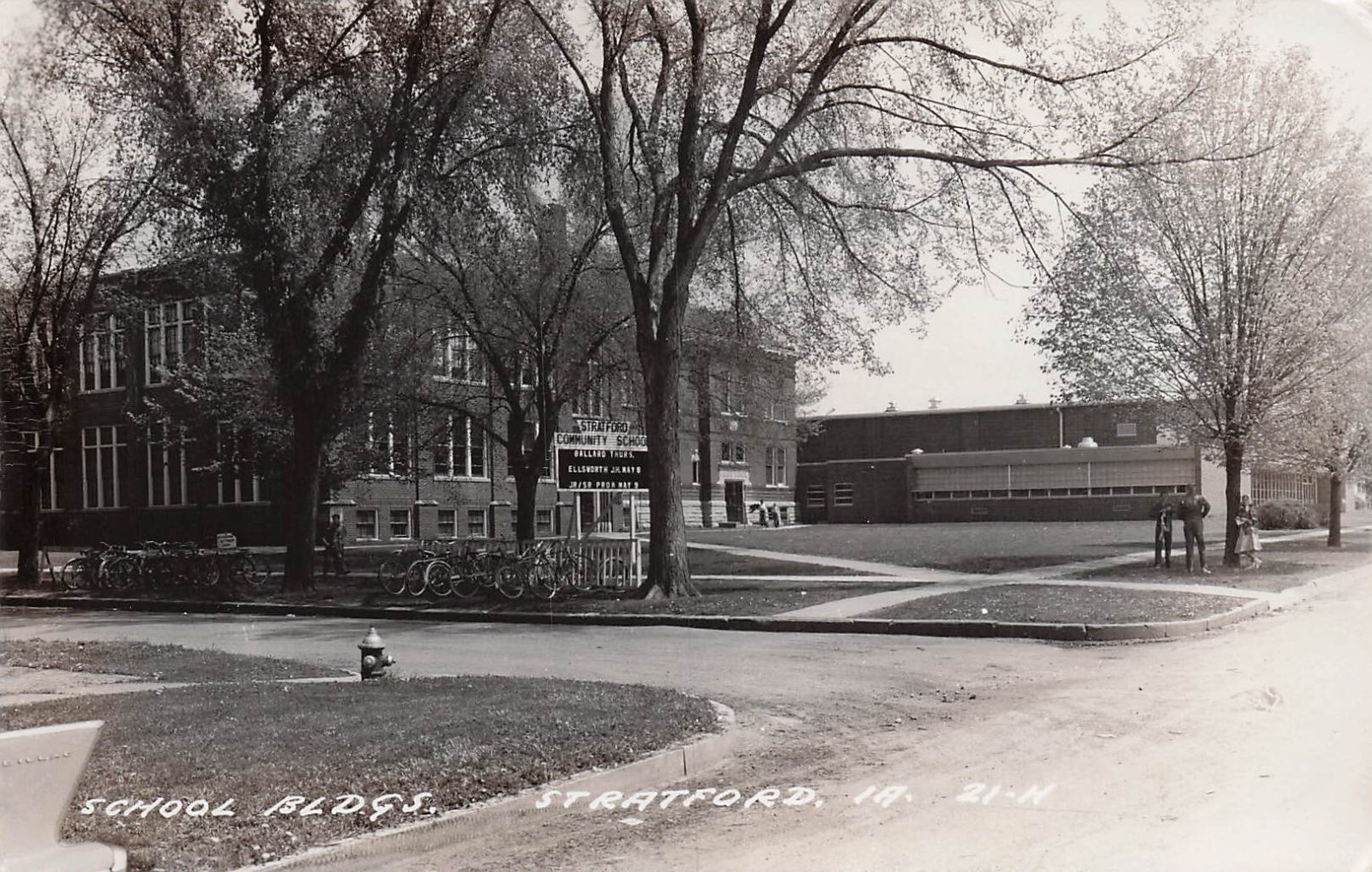RPPC Stratford Iowa School Hamilton County Photo Postcard E47