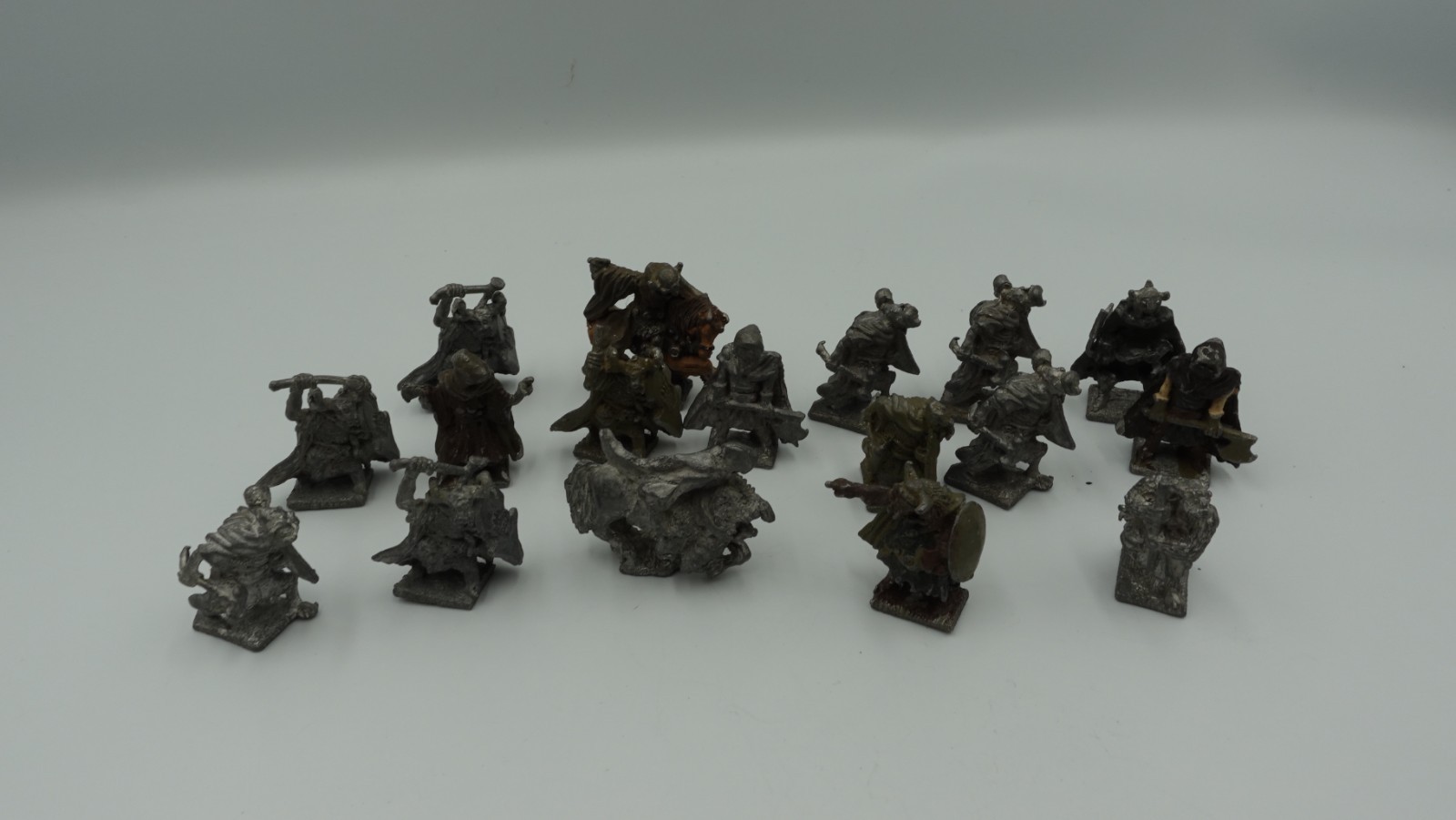 Vintage Lot Of 17 Elan Merch 1970’s Lord Of The Rings Metal Miniatures