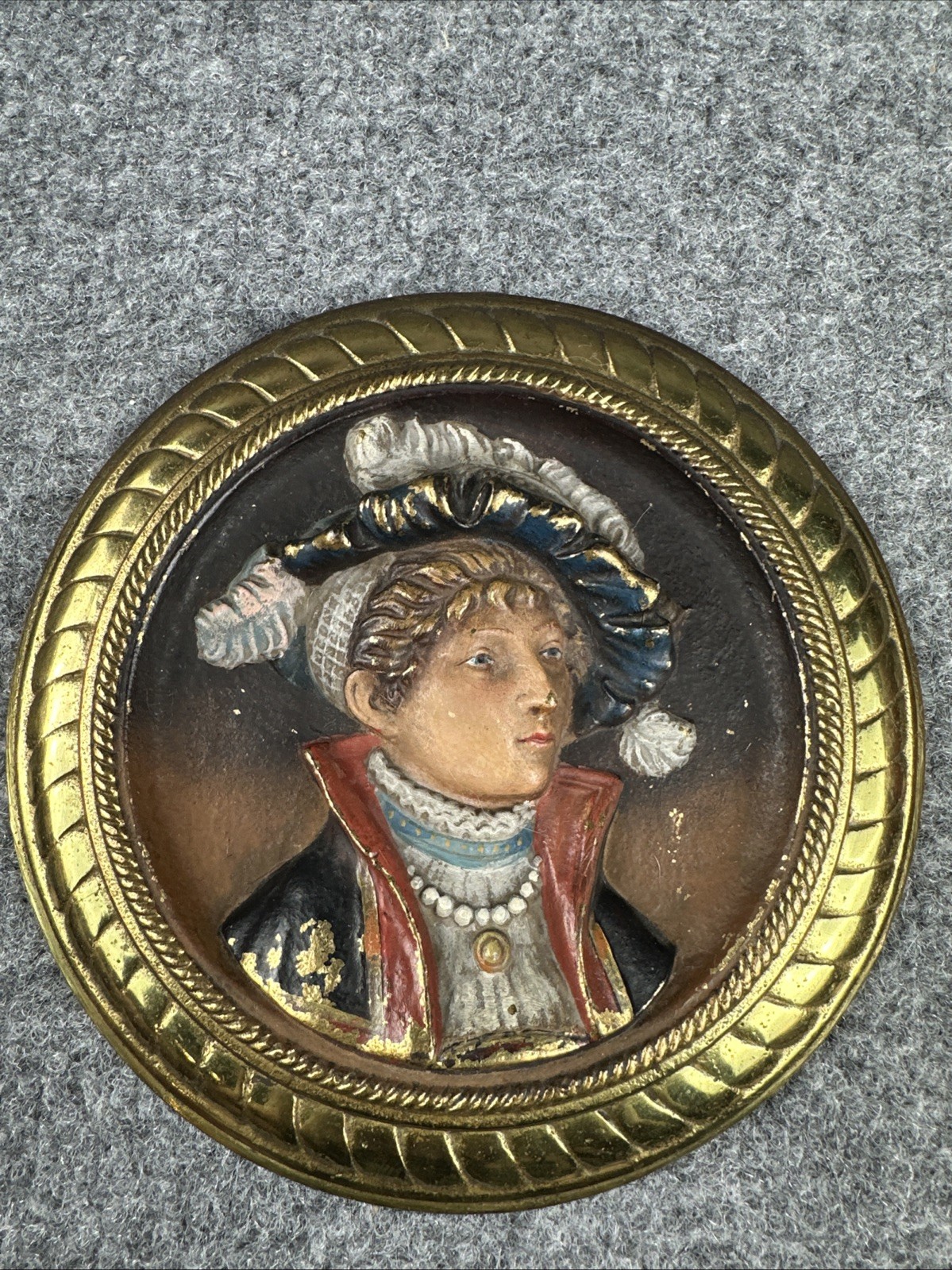 VTG MCM Cast Iron Hand Painted Victorian Lady Portrait Wall Hanging Plate Plaque