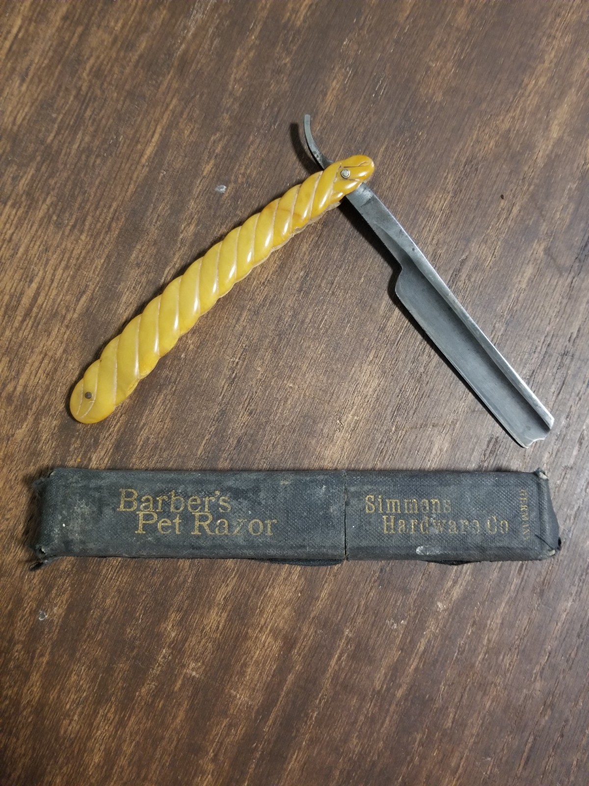 Vintage Knapp & Spenser, Sioux City, IA Straight Razor with Box