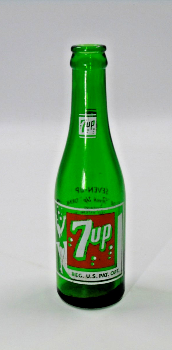 7 Up 1940\'s Vtge. Green Glass Soda Bottle \