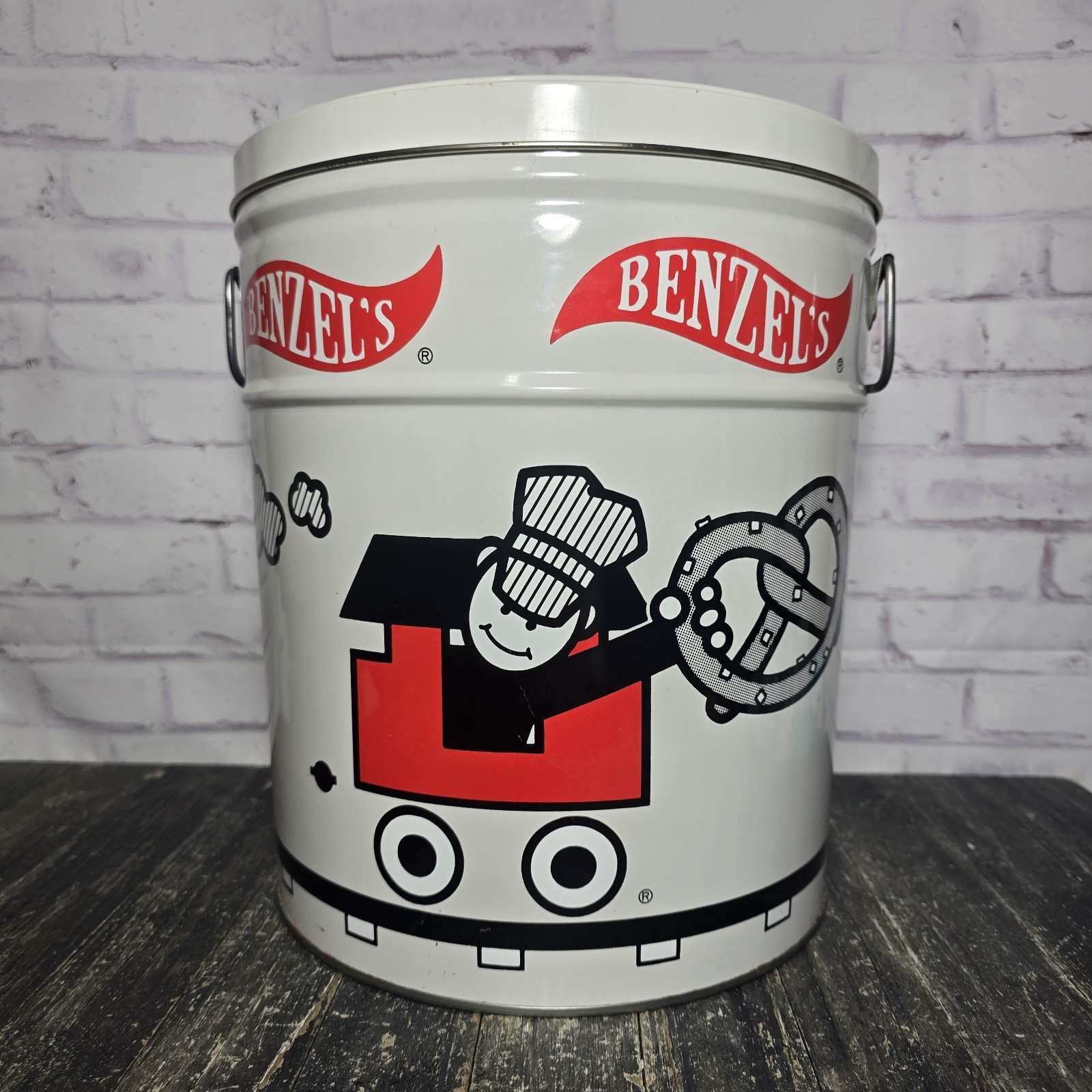 Vintage Benzel\'s Pretzel TinCan Altoona PA with Lid 10 X 11.5