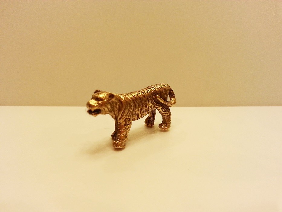 Brass Lucky Amulet TIGER FIGURINE Miniature Charm Vintages Collect Animal Statue