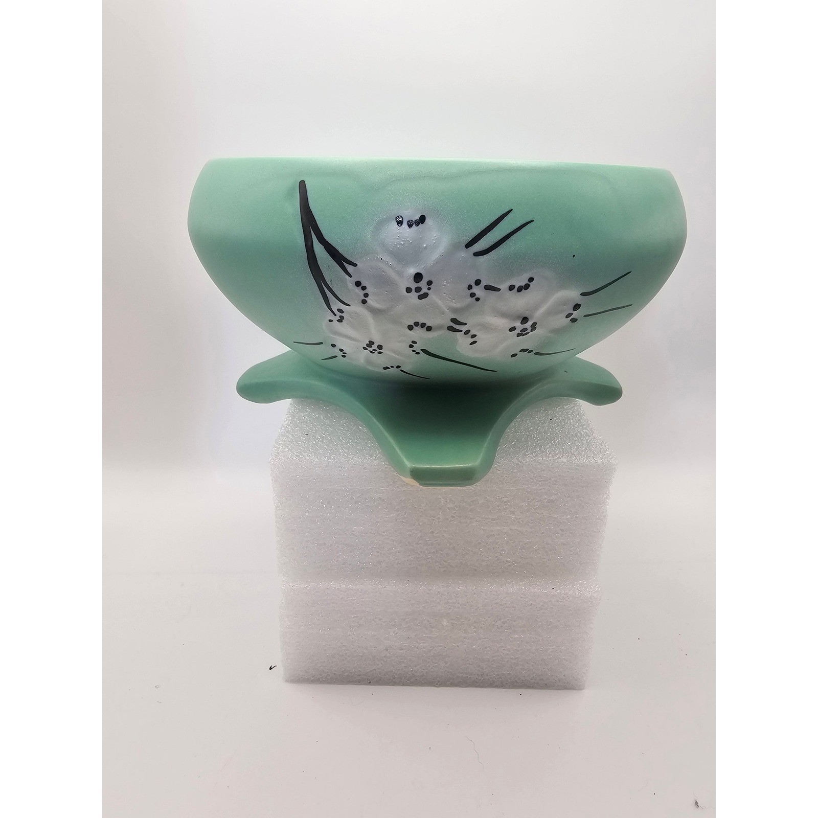 Vintage McCoy USA Pottery Planter Seafoam Green Floral Footed Bowl 6 inch Vintage McCoy USA Pottery Planter Seafoam Green Floral Footed Bowl 6 inch
