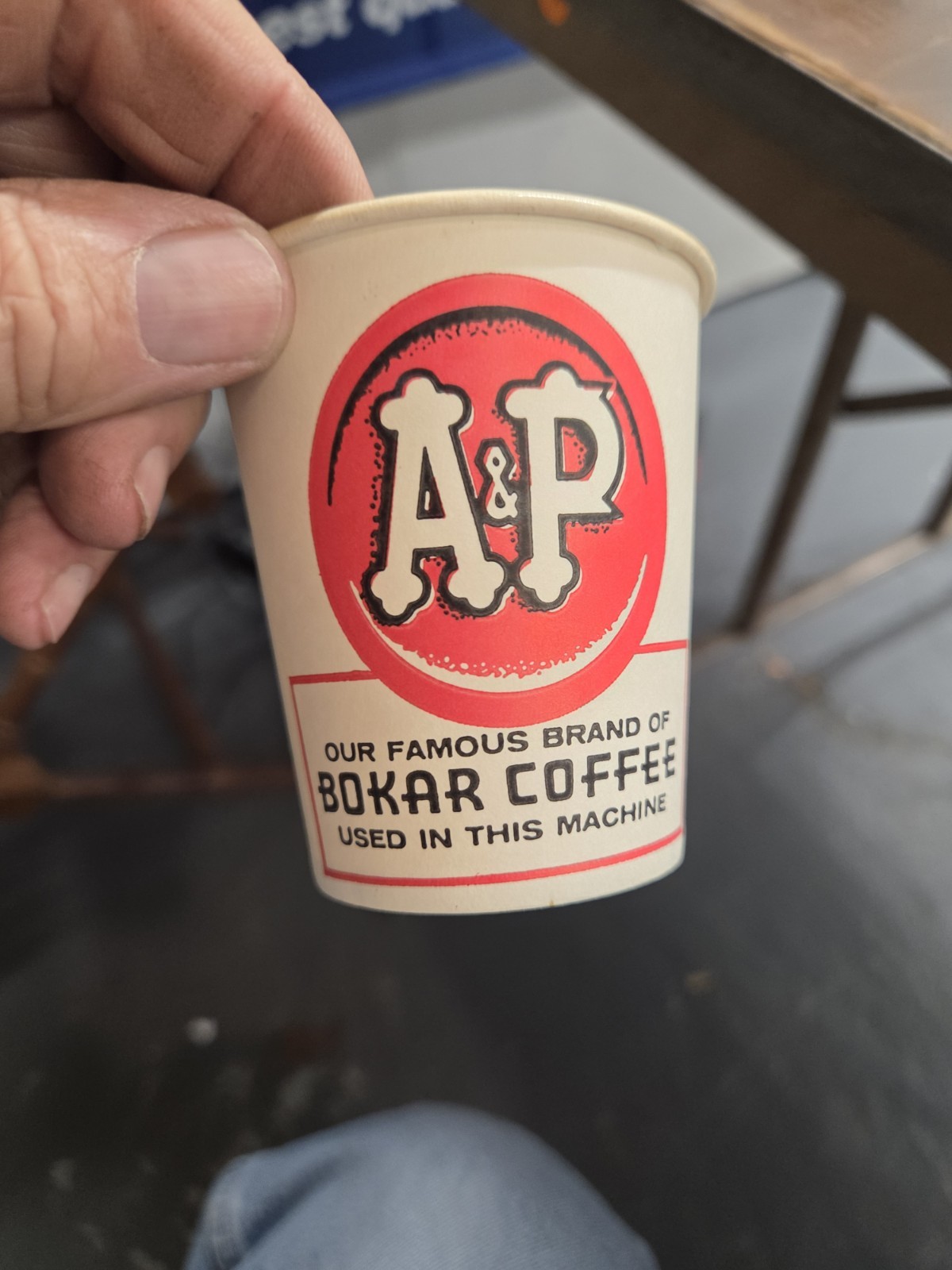 Vintage A&P Food Store  Coffee Disposable Paper Cup 7 Ounce Dixie Cup 