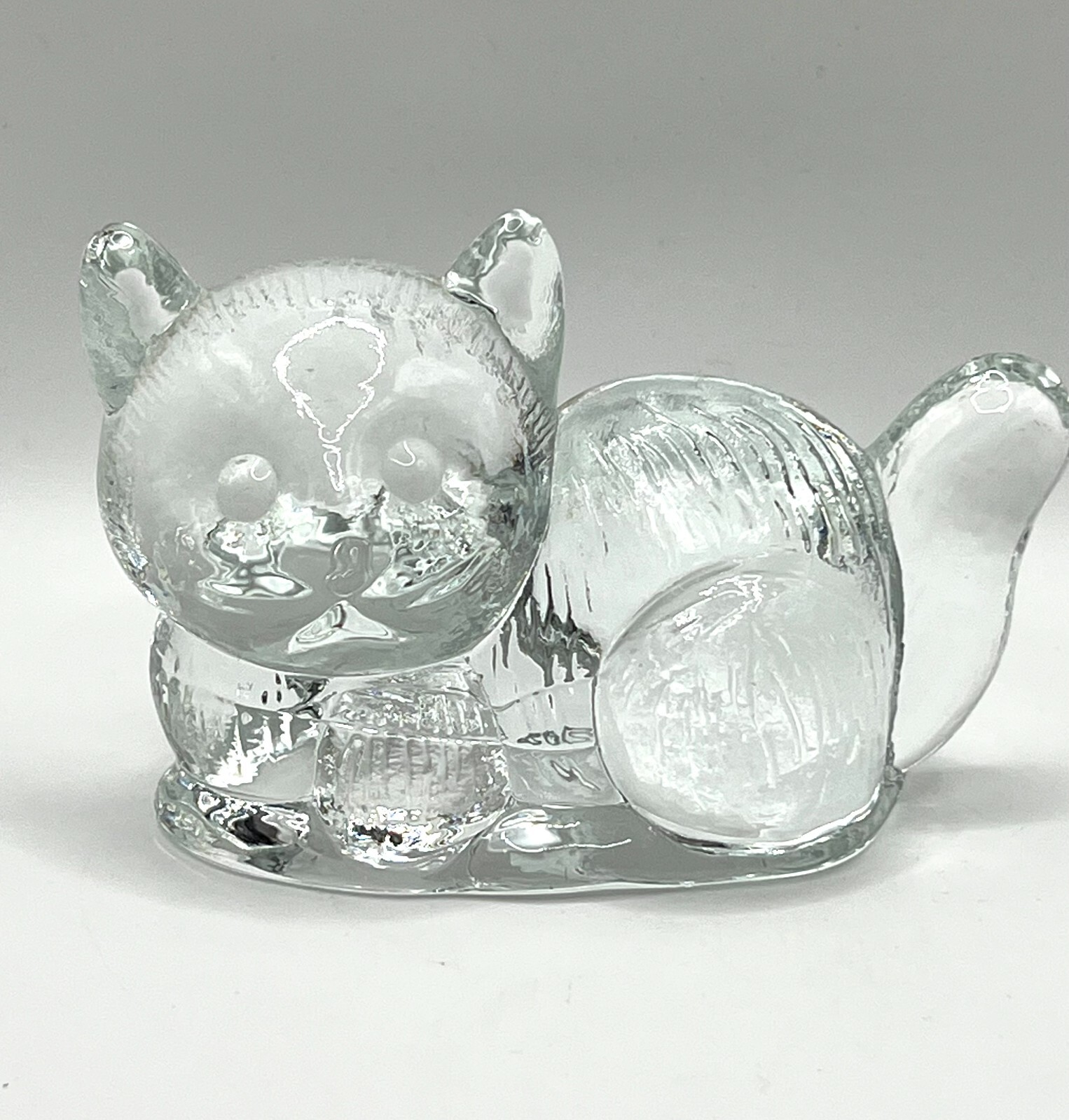 VTG Art Glass Small Textured Clear Glass Cat Kitten Paperweight Figurine 3.5x2.5