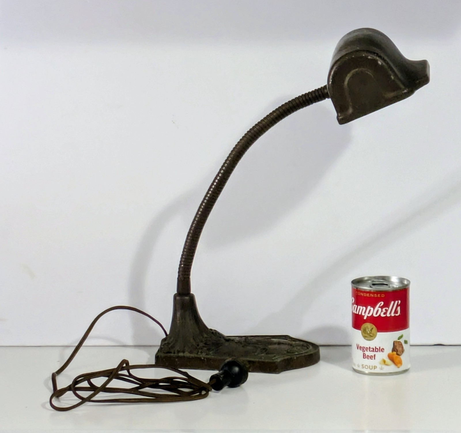 Vintage Aladdin Gooseneck URN FOOT, Industrial Art Deco, Bankers,/ Piano Lamp