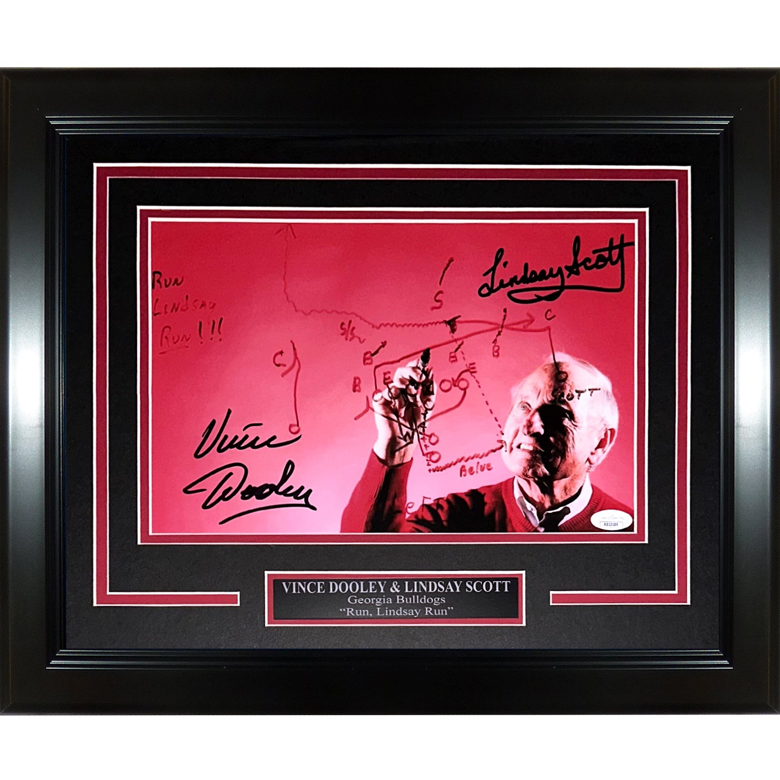 Vince Dooley And Lindsay Scott Autographed Georgia Bulldogs (Run Lindsay Run Pla Vince Dooley And Lindsay Scott Autographed Georgia Bulldogs (Run Lindsay Run Pla