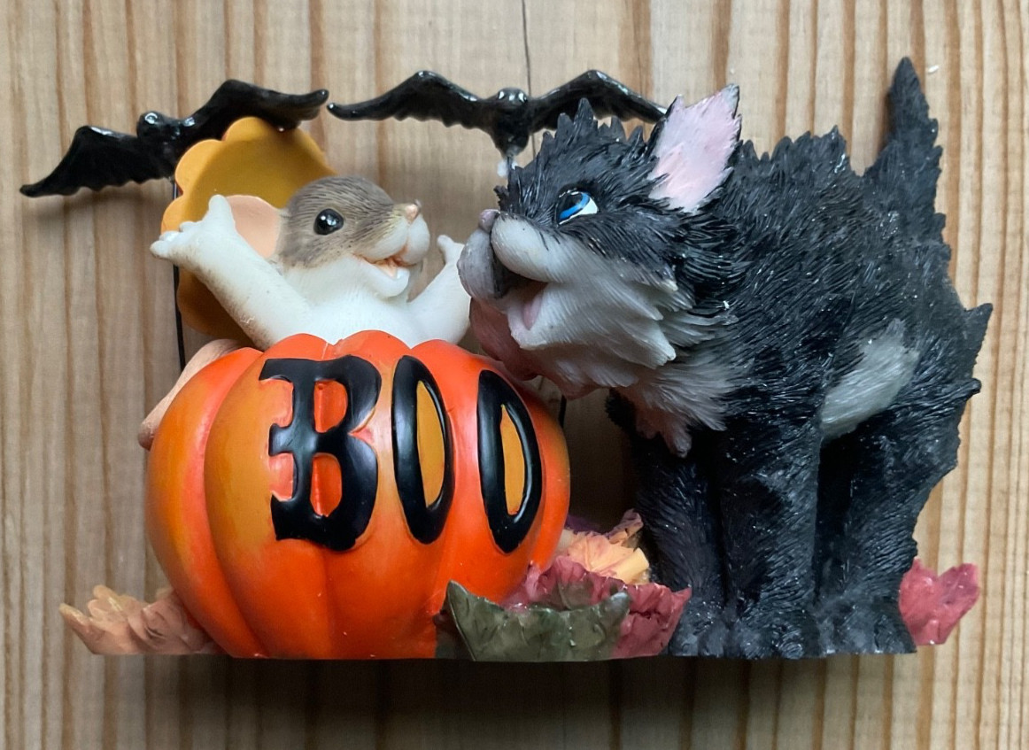 NIB Enesco Charming Tails DON'T BE A SCAREDY CAT HAVE FUN HALLOWEEN MOUSE & CAT
