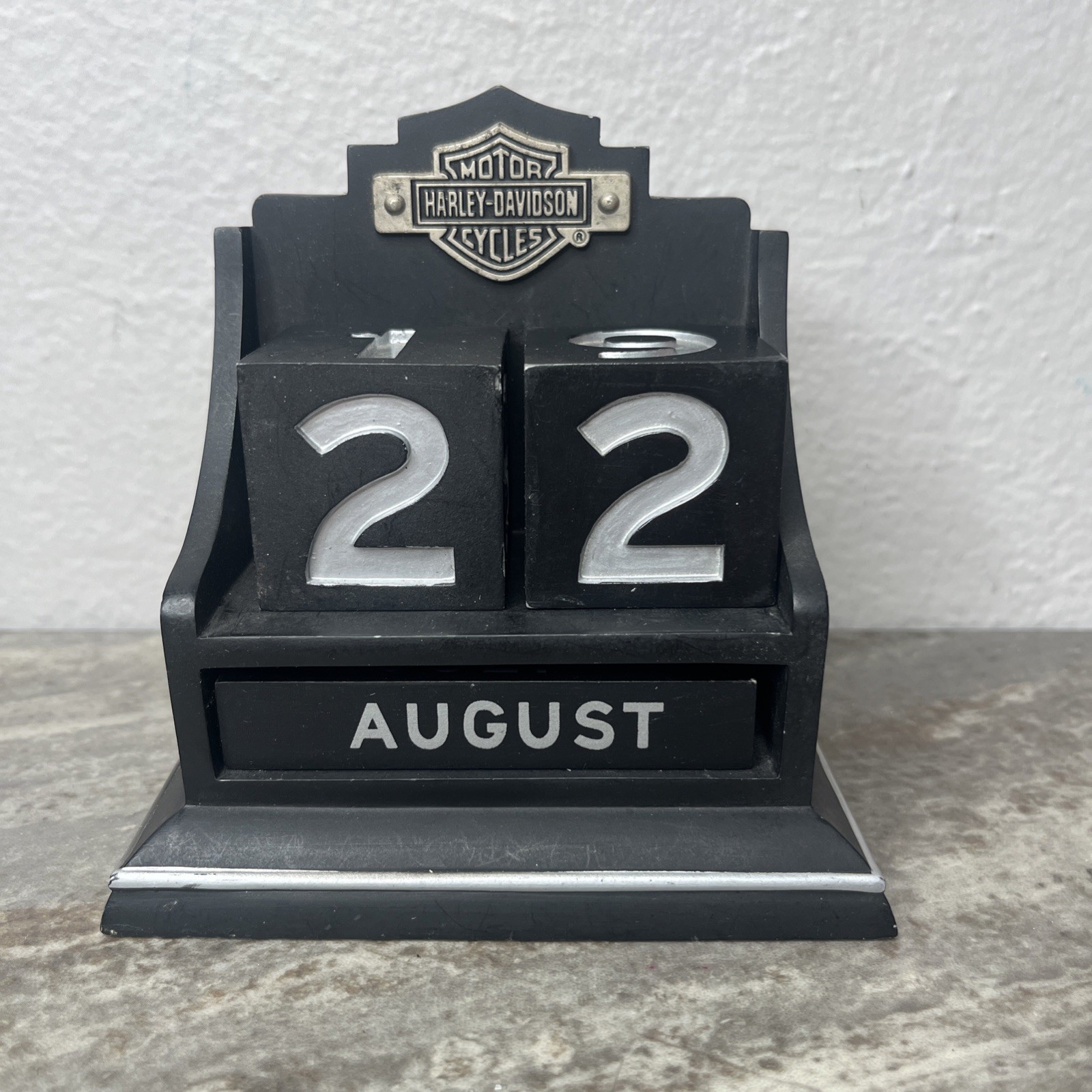 Harley Davidson Perpetual Calendar Hallmark 2003 Desk Office Harley Davidson Perpetual Calendar Hallmark 2003 Desk Office