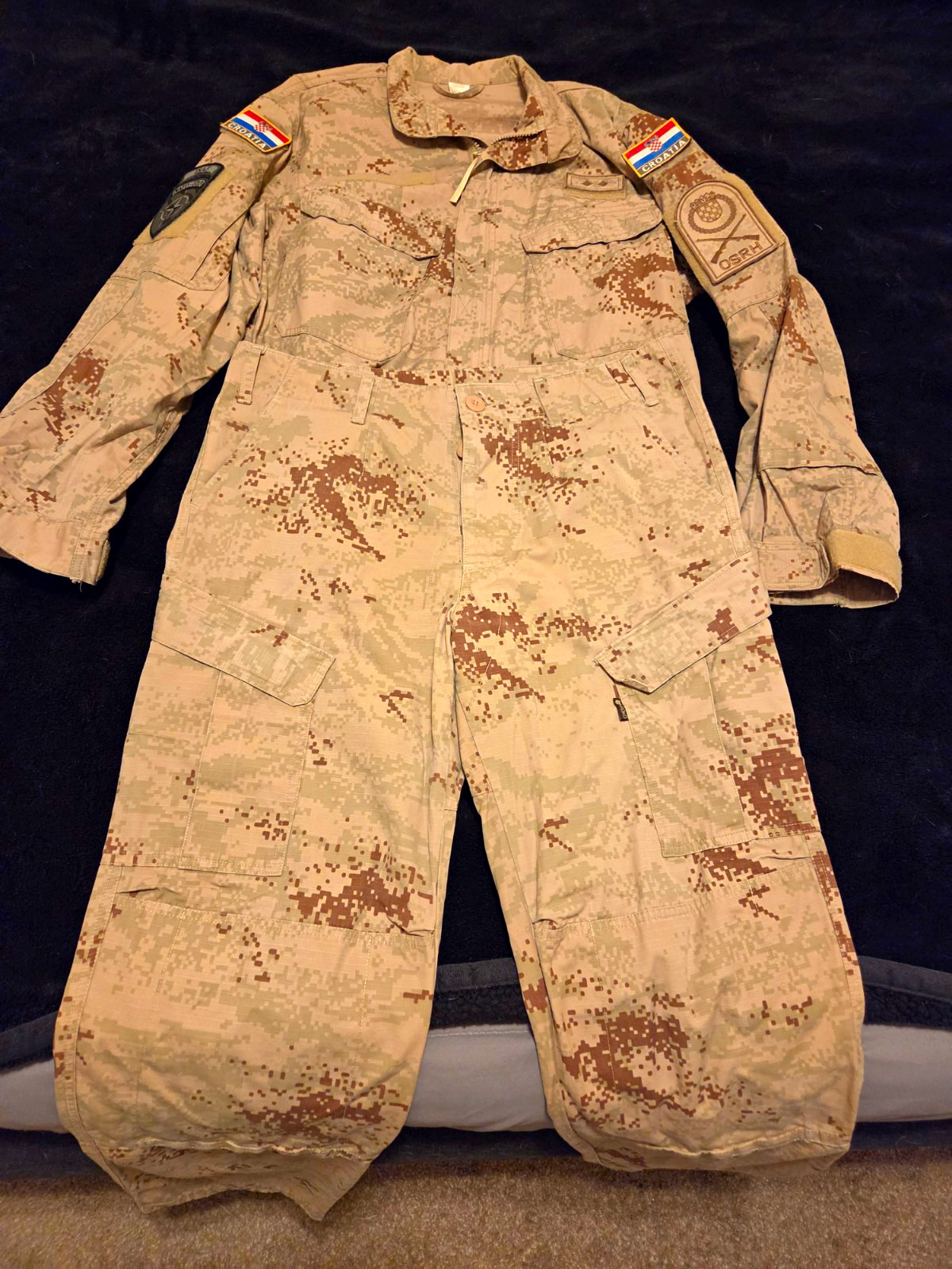 Croatian Desert Cropat Digital Uniform Set size 46/50 (US Small-Medium/Regular)