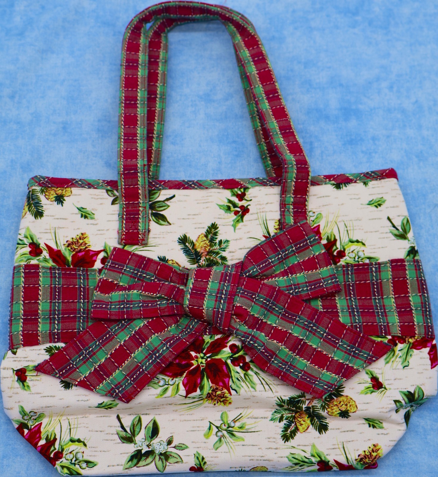 Longaberger 2008 Holiday Gift Bag Tote 23636 Plaid Botanical Poinsettia NWT