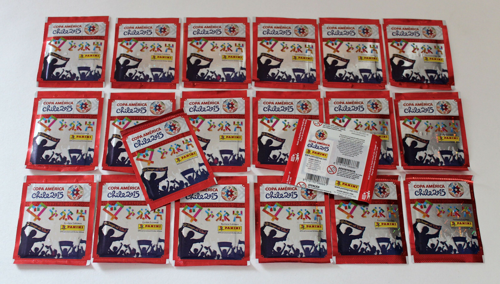 PANINI COPA AMERICA CHILE 2015 - 20 BAGS PACKETS SOBRES BUSTINE POCHETTES